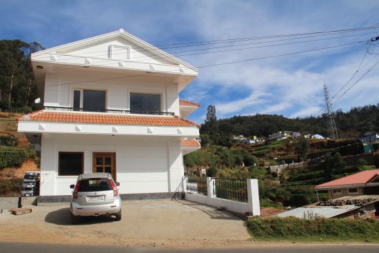 Golden Springs Motel Ooty Eksteriør billede